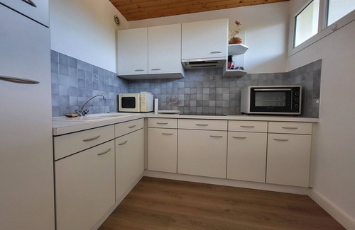 Saint-Brevin-les-Pins Apartment | Renovated apartment for 4, sea view, games room, parking included