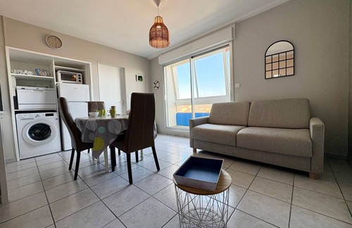Saint-Hilaire-de-Riez Apartment | Renovated Apartment in Saint-Hilaire-de-Riez with Private Parking - Near Demoiselles