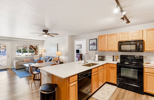 Steamboat Springs Condo | Renovated, ground-floor condo with pool, hot tubs & gym - steps to gondola