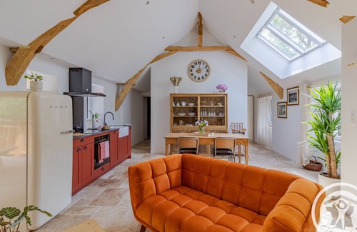 Chalonnes-sur-Loire Cottage | Renovated Holiday Home on Chalonnes Island, Terrace, BBQ, Bikes Available