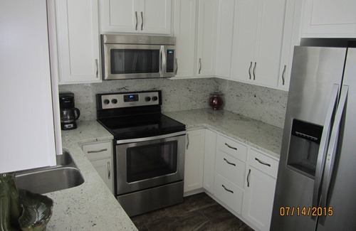Saugatuck House | Renovated Historic Home! 2 blocks to downtown!