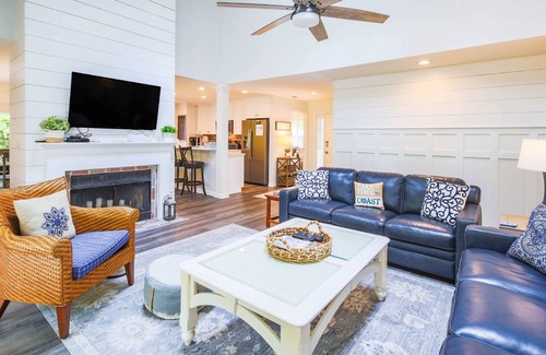 Sea Pines House | Renovated Home with Private Hot Tub, Fire Pit, Community Pool, Tennis Court & Playground