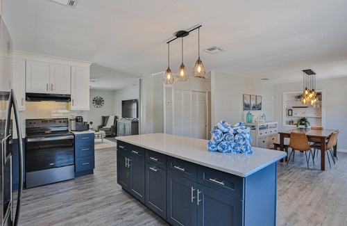 Holmes Beach House | Renovated home w/fenced yard, brand-new pool, spa, foosball - steps to beach