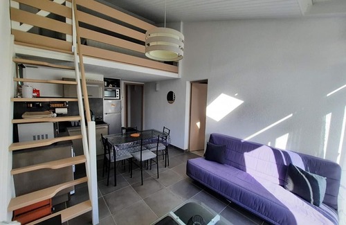 La Faute-sur-Mer House | Renovated House 400m from Beach - Terrace, Parking, Pet-Friendly