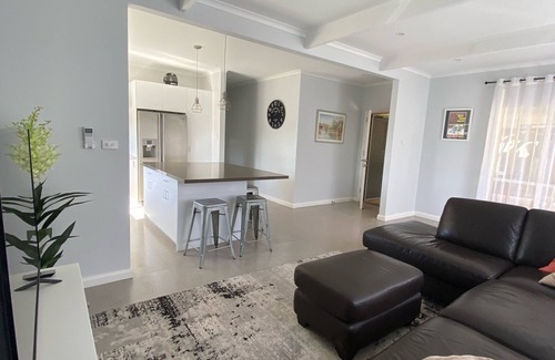 Moama House | Renovated house close to the river
