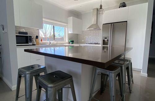 Moama House | Renovated house close to the river