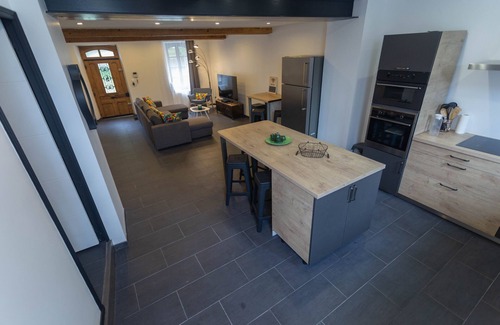 Aussonne House | Renovated house near MEETT, Airbus, Golf Seilh, Toulouse