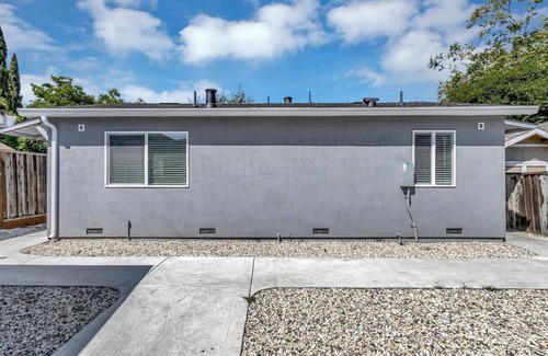 Northside House | Renovated l Near SJSU l Downtown SJ l Modern