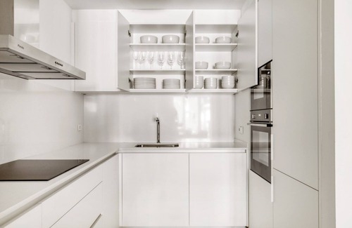 La Sagrada Familia Apartment | Renovated La Dreta de L'Eixample 2BR, by Blueground