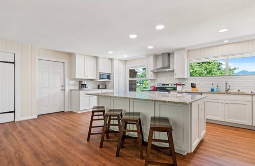 Lake Junaluska House | Renovated Lakefront Home with Stunning View