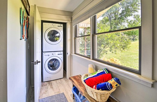 Ingles House | Renovated Lakefront Cottage with Private Dock!