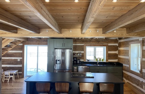 Cross Keys House | Renovated Log House in Harisonburg