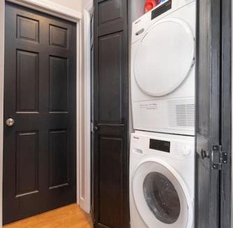 Bowery Apartment | Renovated Lower Eastside 2BR Washer Dryer