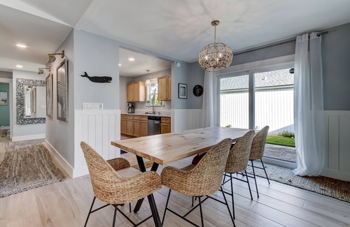 Fernandina Beach House | Renovated Luxury Private Home | Short Walk to the Beach | Fenced Yard | Outdoor Shower