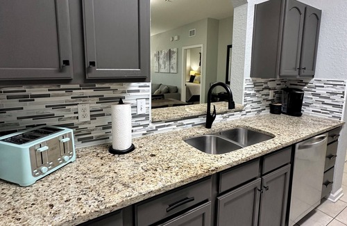 Windsor Hills Condo | Renovated Luxury Condo in Windsor Hills Resort! 2 Miles to Disney! 3bed/2bath