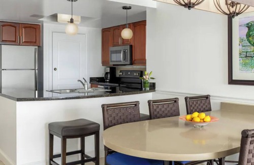 Estate Bakkero Resort | Renovated Marriott Frenchman's Cove Luxury Resort