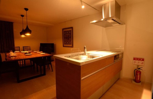 Okazaki House | Renovated modern traditional house 5mins-walk from station "Uan/Sora"
