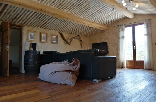 Mouans-Sartoux House | Renovated old farmhouse close to St Donat golf course and other amenities