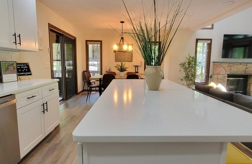 East Stroudsburg House | Renovated Open-Concept Pocono Home Game Room, Fireplace, Close to All