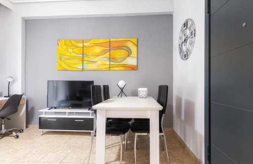 Larissa Apartment | Renovated penthouse in the center of Larissa