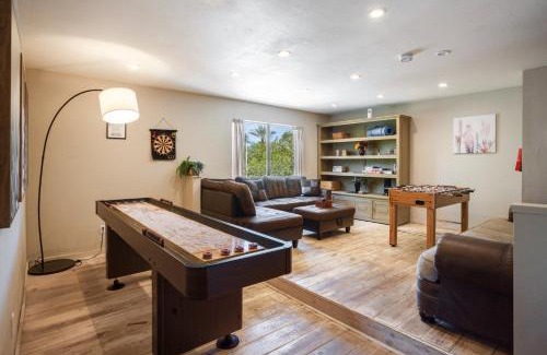 South Scottsdale Apartment | Renovated private in the heart of Old Town Scottsdale, pool & hot tub, outdoor bar & kitchen, walk to shops & bars