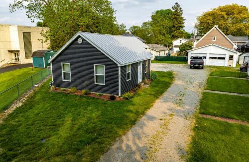 Huron House | Renovated Retreat Home in Huron walking distance to beach