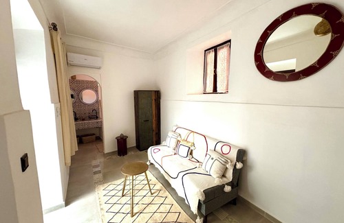 Marrakech House | Renovated Riad in the Heart of Marrakech! Concierge and FREE Breakfast!