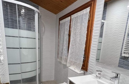 Caldones Cottage | Renovated rural wooden cabin 10 km from Gijón.