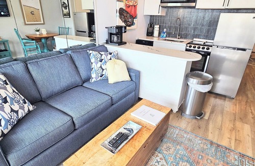 Hilton Head Condo | RENOVATED! Seaside Villas 1 BDRM, 1 BA, 2 Free Bikes! Great Ocean Views! #129