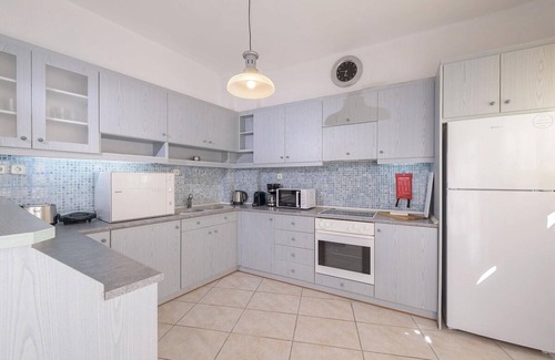 Rethymno Apartment | Renovated & Spacious Apartment in the Historical Centre of Rethymno - A/C, Wi-Fi, 2 Balconies!