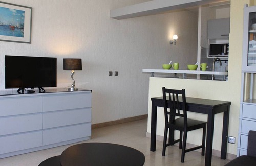 Villeneuve Loubet Beach Apartment | Renovated studio by the sea in Villeneuve-Loubet