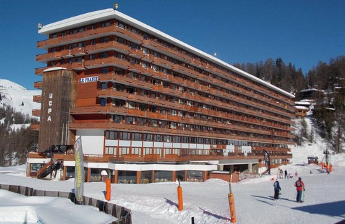 Plagne Centre Apartment | Renovated studio, direct access to slopes, balcony, all comfort