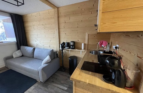 Isola Apartment | Renovated studio with 2 beds and internet, close to slopes and funicular