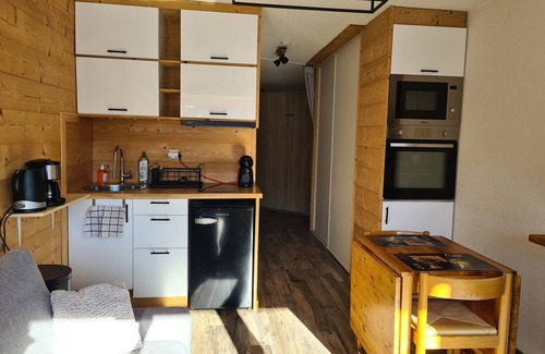 Isola Apartment | Renovated studio with 2 beds and internet, close to slopes and funicular