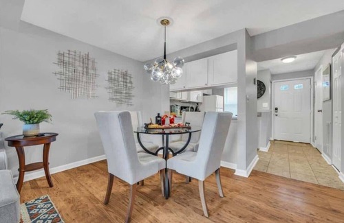 Decatur House | Renovated townhome on bike path includes bikes!