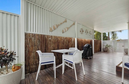Noosaville House | Renovated Townhouse on the River by Stay Noosa