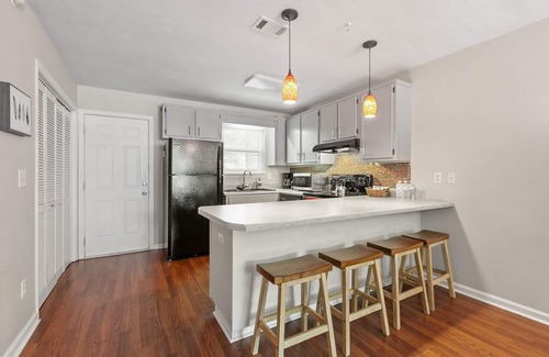 Tallahassee House | Renovated two-bedroom townhouse within walking distance to FSU.