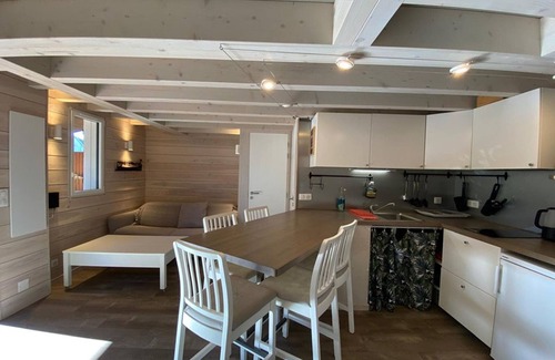 Capbreton Villa | Renovated Villa Patio Near Port & Hossegor Center with Private Parking & WiFi