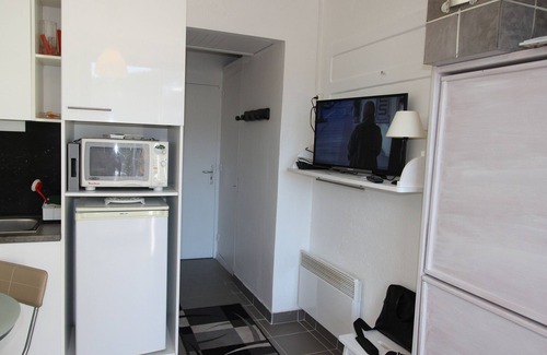 Chamrousse Apartment | Renovated, well-equipped studio with south-facing balcony