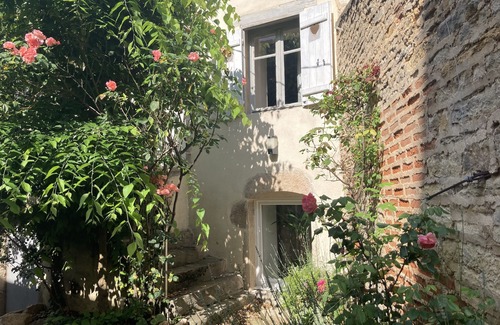 Savigny-les-Beaune House | Renovated winegrower's house in a quiet location