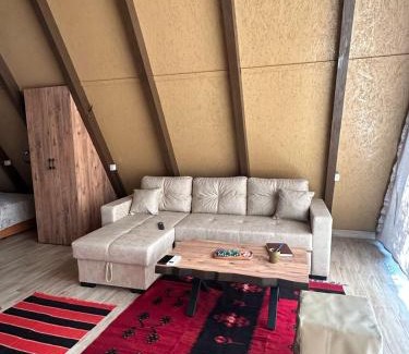 Shkoder County House | Rent Cabin Miri