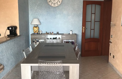 Pula House | RENT FOUR LOCAL with 6 beds
