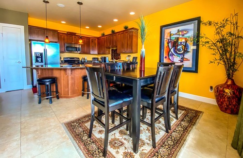 Quincy House | Rent Like a Rock Star @ Hotel Rock in Sunserra, C-Bar!