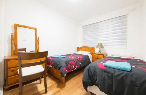 Box Hill North House | Rent Melbourne