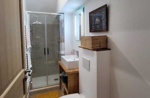 Taden House | Rent renovated 16th century manor, near Dinan and the coast