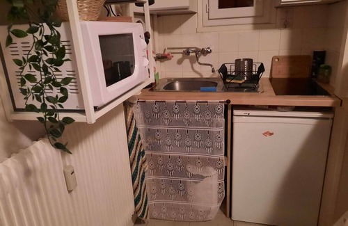 La Bourboule Apartment | Rent studio 21 m2 in residence close to all amenities and recreation