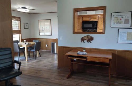 Canyon House | Rent the WHOLE house - 3 Bd, 2 Ba comfortable home central to everything Canyon