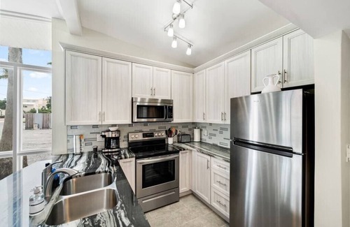 Orlando Beach Apartment | Rent This Resort - Gated Private Waterfront Space