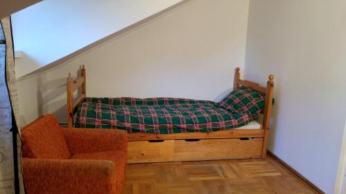 Brwinow House | Rent0nline Brwinow Rooms