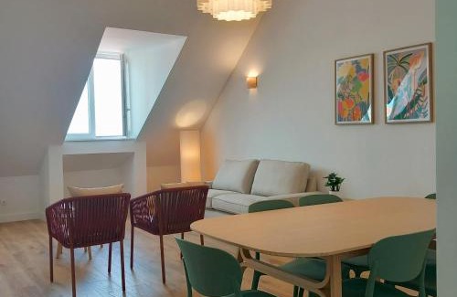 Encarnacao Apartment | RENT4REST CASTLE VIEW FAMILY & FRIENDS in BAIRRO ALTO